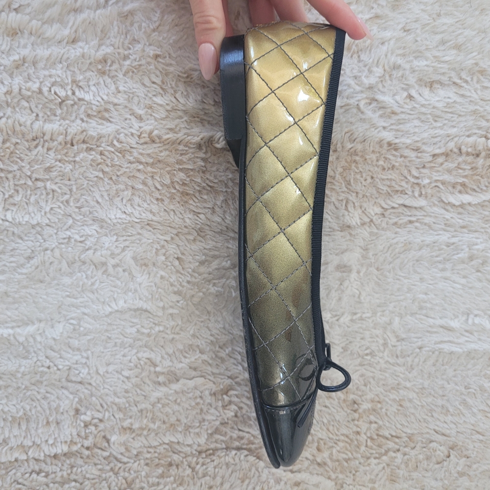 Chanel Black and Gold Women's Ballet Flats - Picture 4 of 9